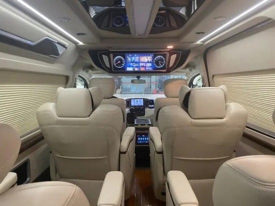 汽车租赁服务全解析:选对租车公司和车型,出行更无忧!